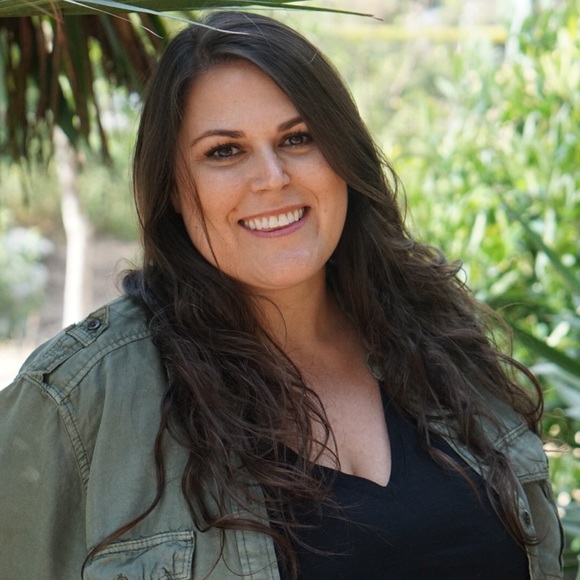 Meet your Posher, T'Marie - Picture 3 of 3